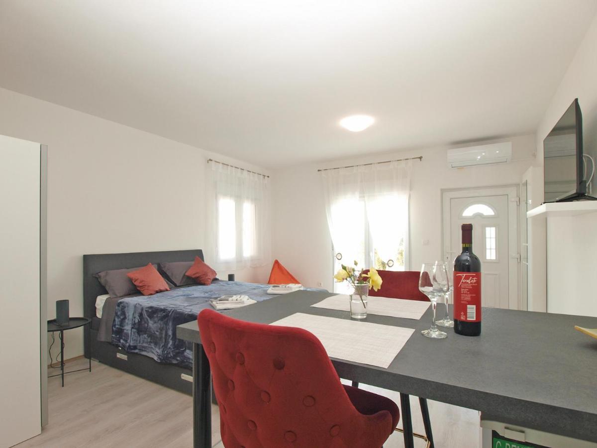 Apartment Florinda 2091 Pula Luaran gambar