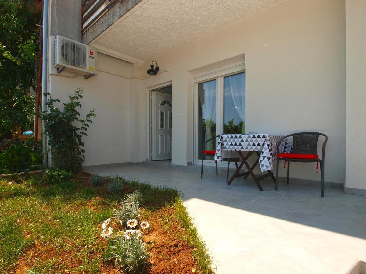 Apartment Florinda 2091 Pula Luaran gambar